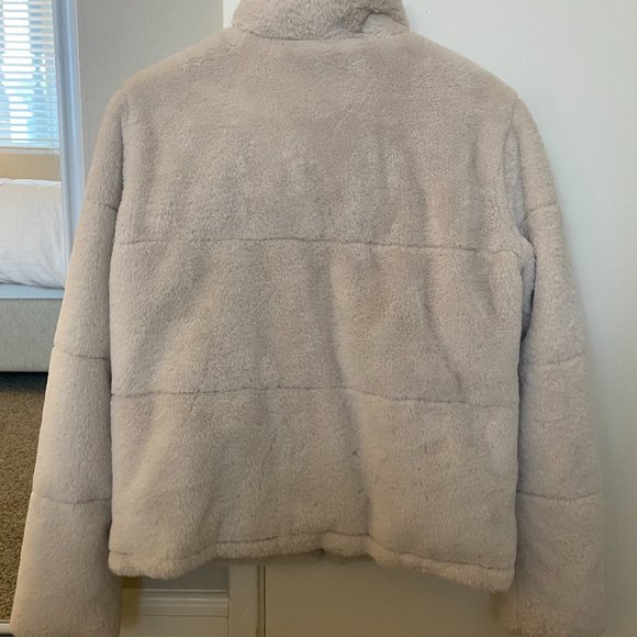 Fuzzy Cream Jacket - Picture 2 of 2